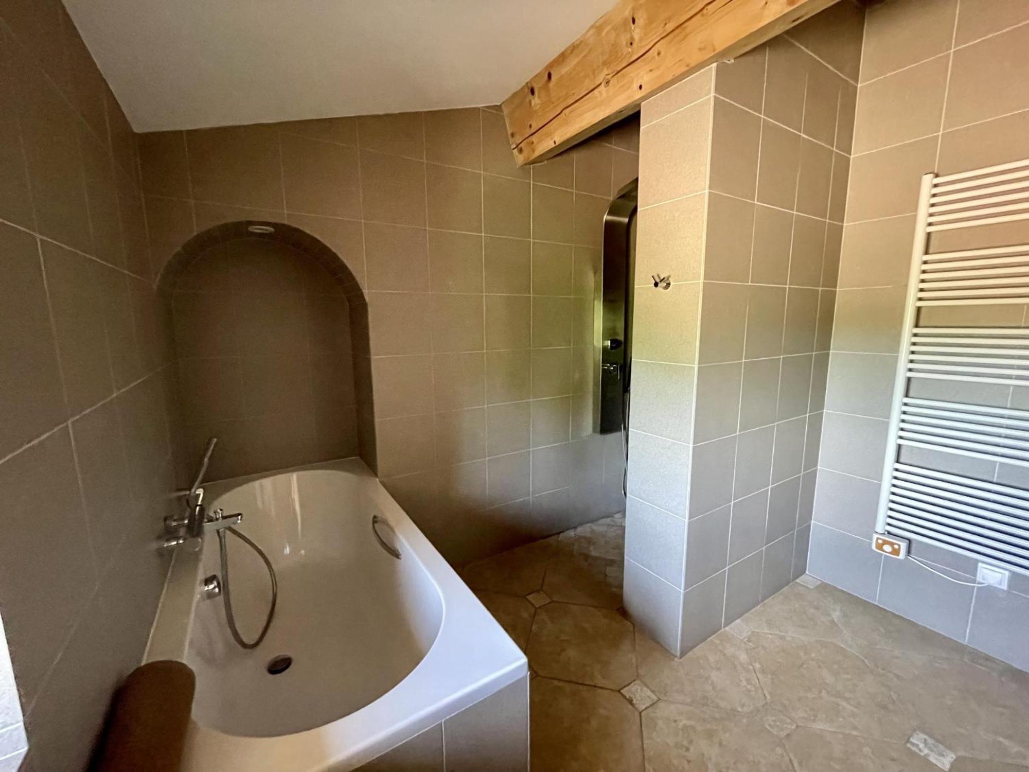 Le Domaine De La Tuilerie - Gite De Charme En Bord De Riviere Avec Piscine Servies-en-Val Kamer foto