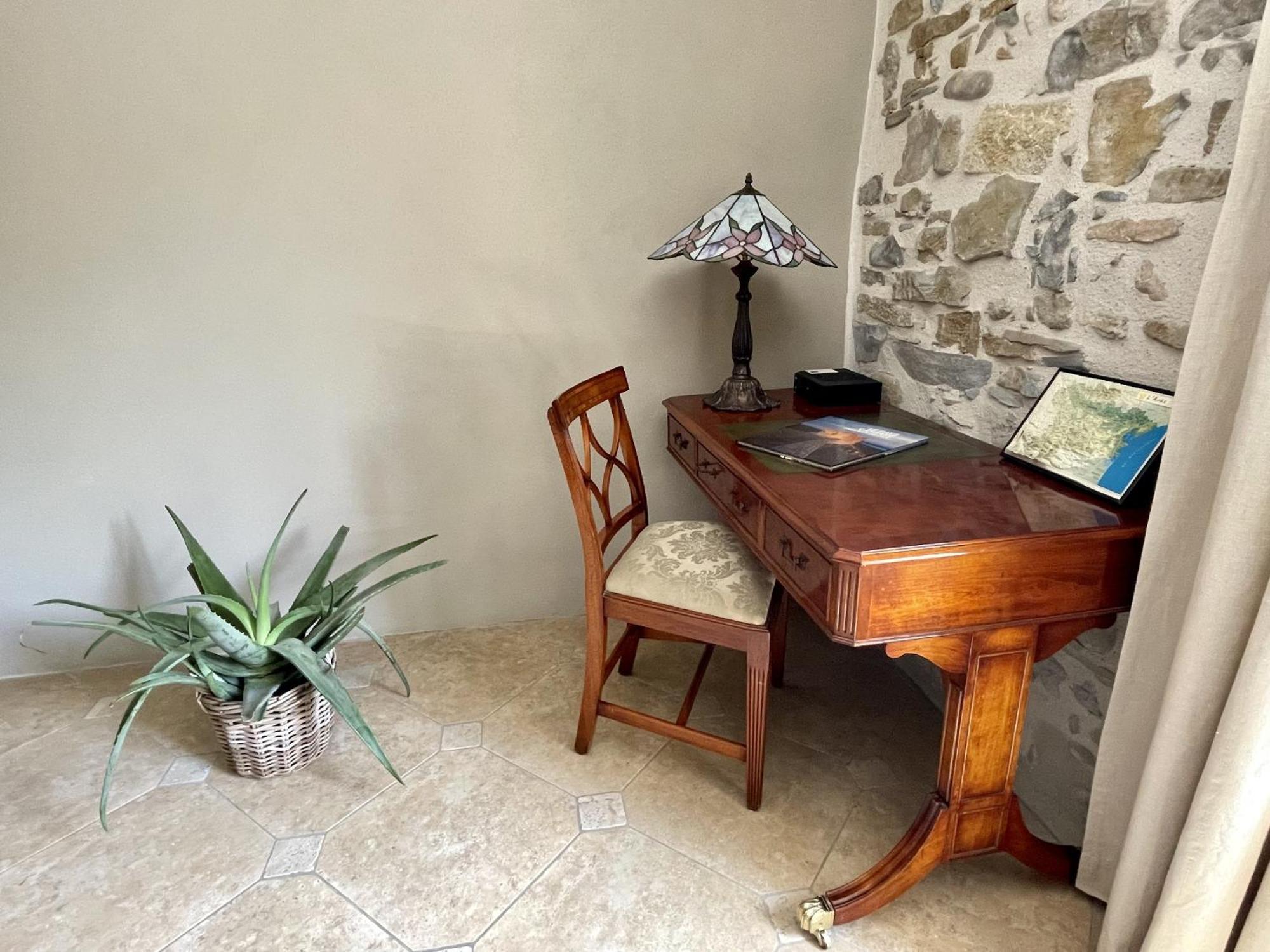 Le Domaine De La Tuilerie - Gite De Charme En Bord De Riviere Avec Piscine Servies-en-Val Kamer foto